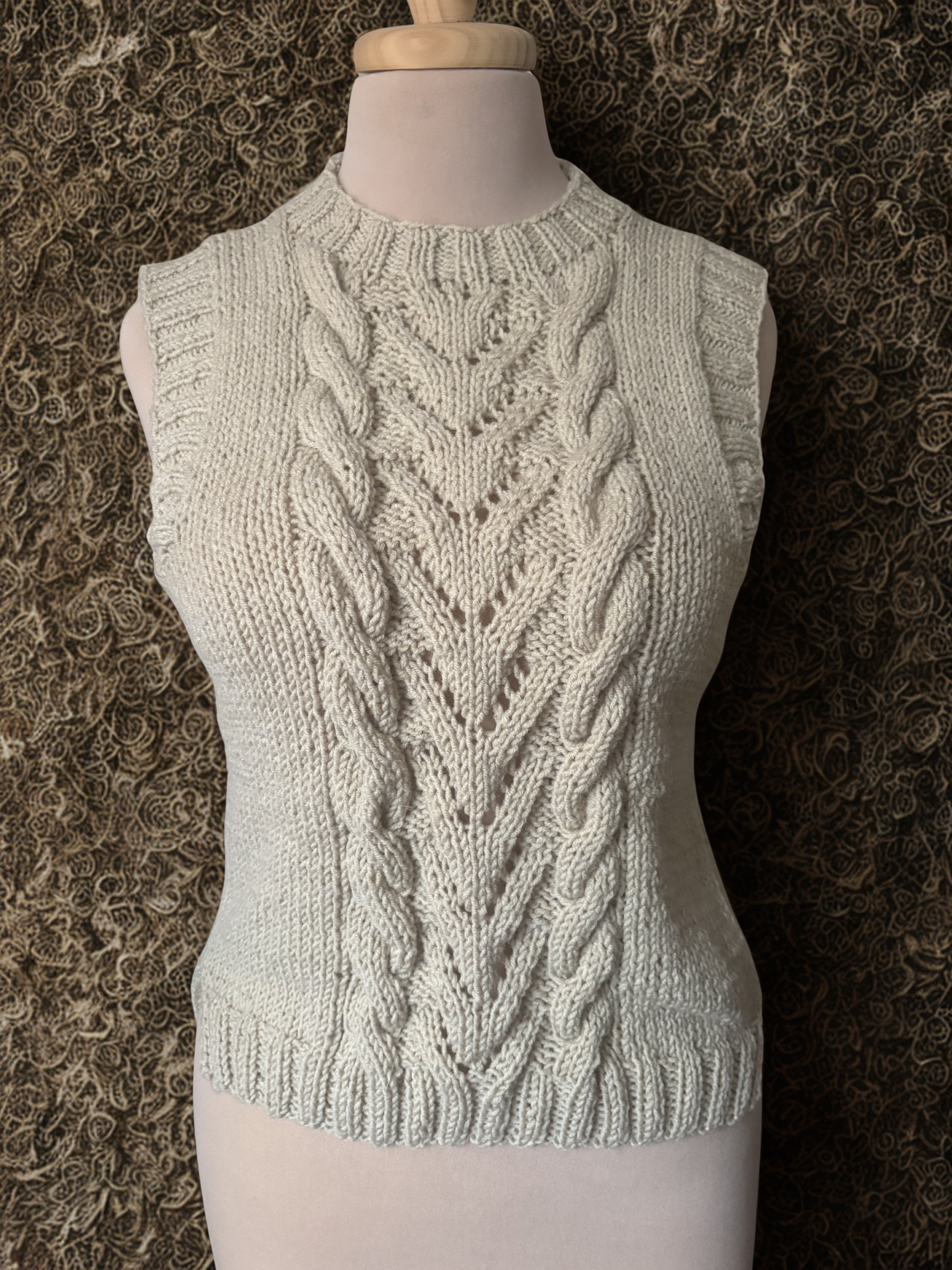 Vest (prenda tejida a mano)
